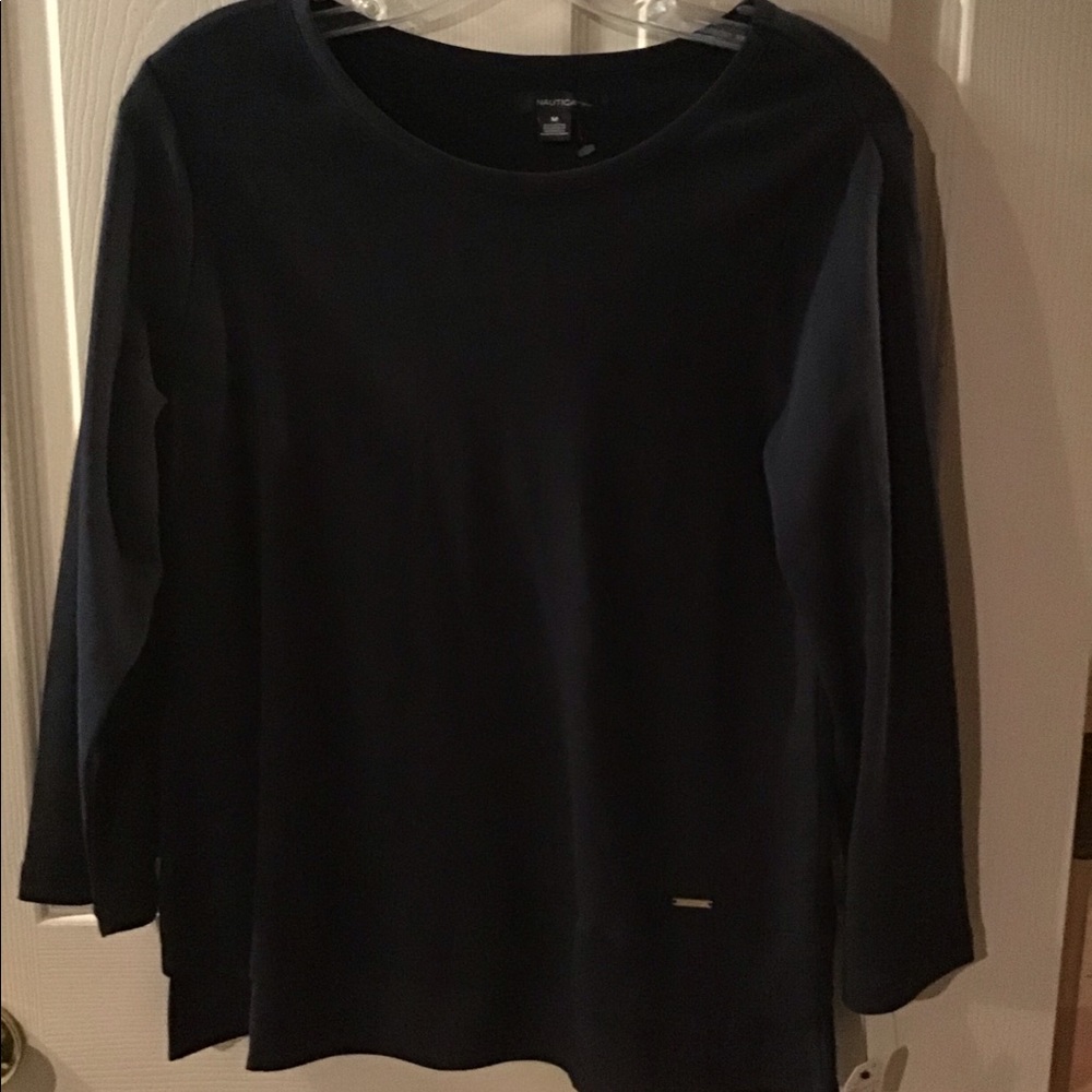 NAUTICA NAVY BLUE KNIT TOP NWT M BUTTON BACK